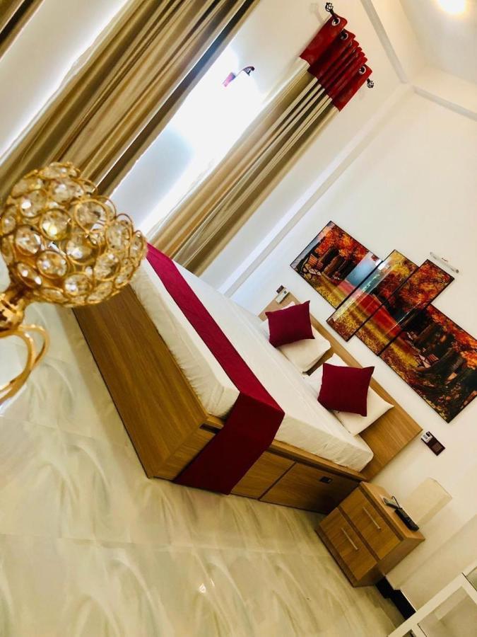White Land City Hotel ดัมบูลลา ภายนอก รูปภาพ