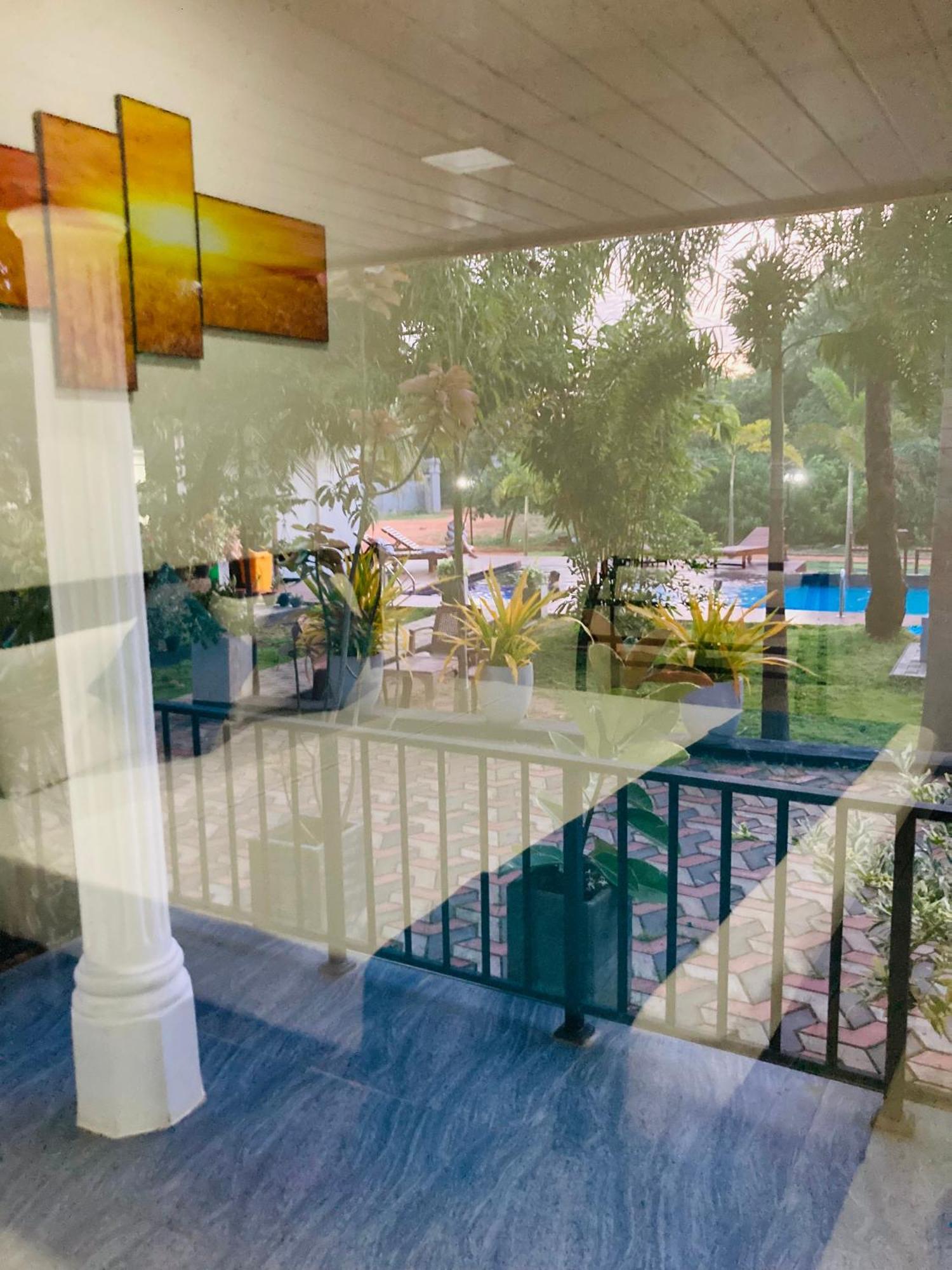 White Land City Hotel ดัมบูลลา ภายนอก รูปภาพ