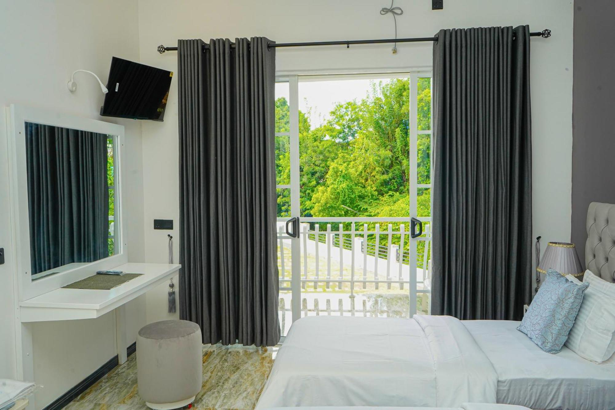 White Land City Hotel ดัมบูลลา ภายนอก รูปภาพ