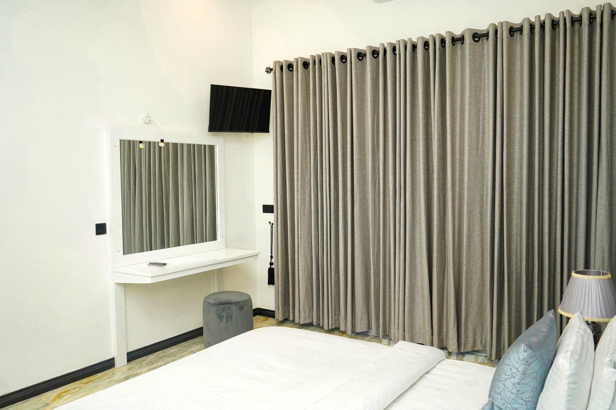 White Land City Hotel ดัมบูลลา ภายนอก รูปภาพ